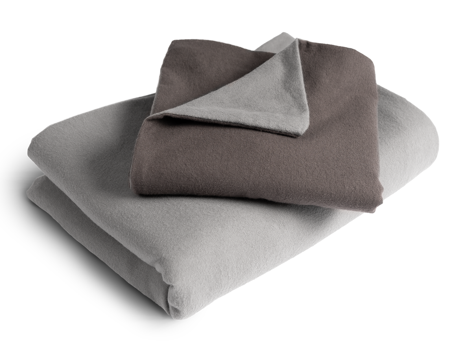La ropa de cama de franela BODYGUARD® doblada: la funda de edredón está plegada con el lado plateado hacia afuera, y la funda de almohada con el lado color antracita.