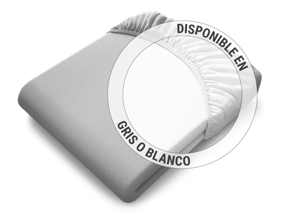 La sábana ajustable de jersey BODYGUARD® en plata, doblada: Enfoque en la sábana en la variante de color blanco; Texto: Disponible en plata o blanco.